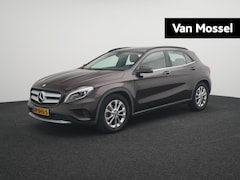 Mercedes-Benz GLA-Klasse - 200 Ambition | AUTOMAAT | TREKHAAK | LEDER | NAVIGATIE | STOELVERWARMING | AIRCO | RADIO |