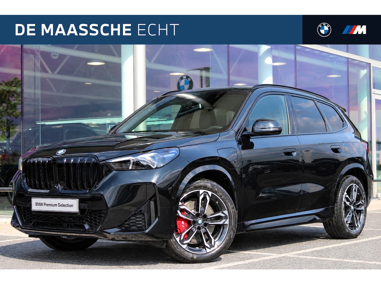 BMW X1 - xDrive25e M Sport / Panoramadak / Sportstoelen / M Adaptief onderstel / Head-Up / Parking - AutoWereld.nl