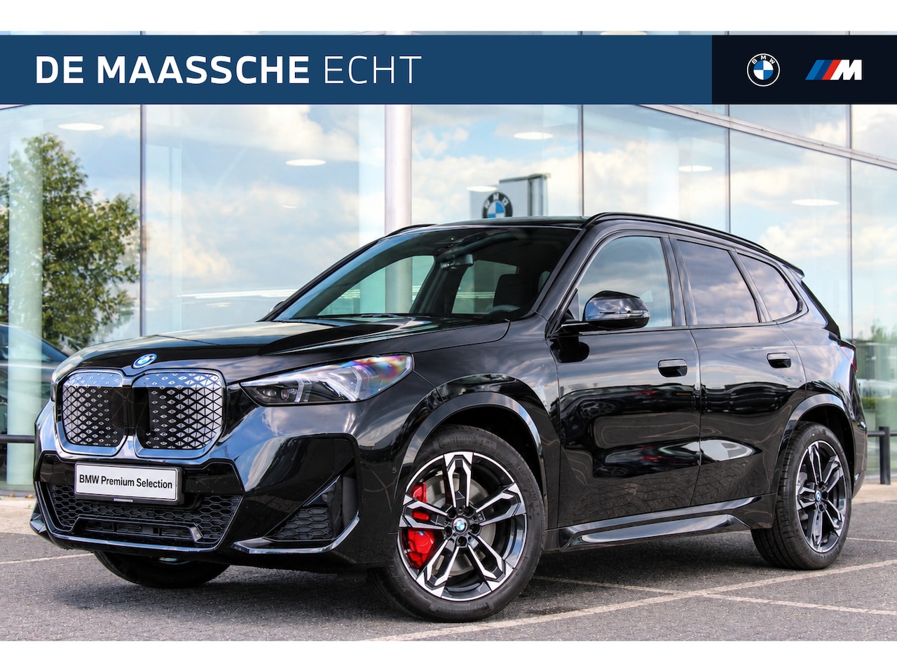BMW iX1 - eDrive20 M Sport / Panoramadak / Trekhaak / Sportstoelen / Achteruitrijcamera / M Adaptief - AutoWereld.nl