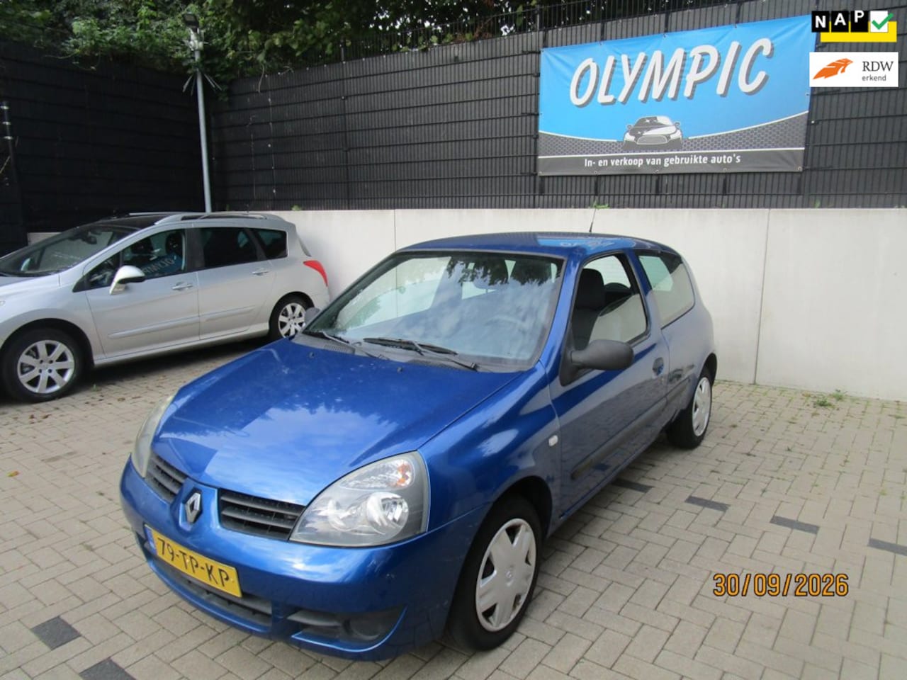 Renault Clio - 1.2 Campus Accès 1.2 Campus Accès +Nieuwe Apk - AutoWereld.nl