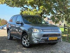 Mitsubishi Outlander - 2.0 PHEV Instyle | Leder + Schuif kantel dak + Cruise + Clima nu € 4.975,