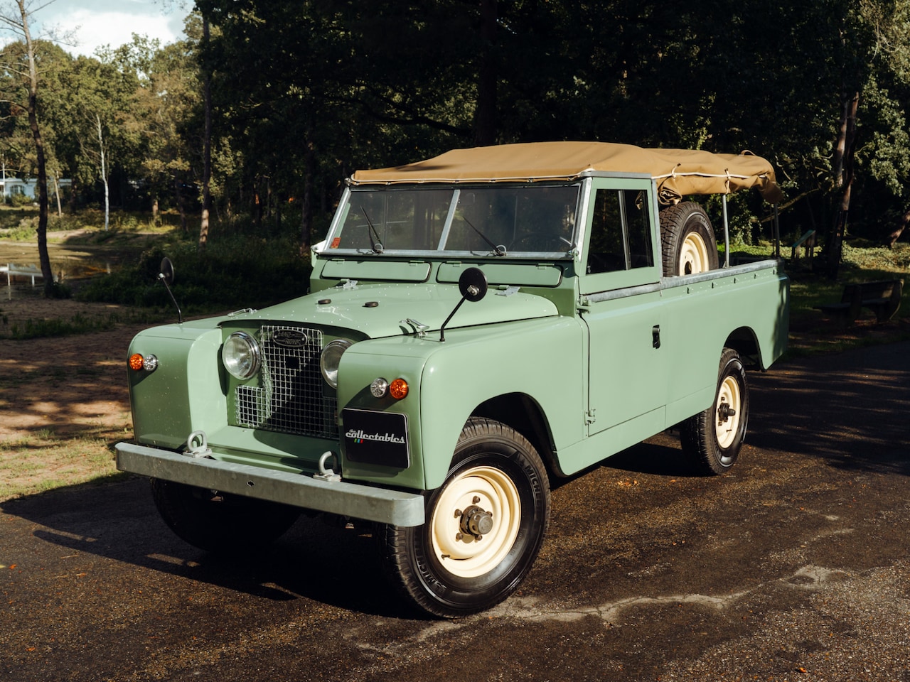 Land Rover 109 - Pick up series 2 in nieuwstaat - AutoWereld.nl