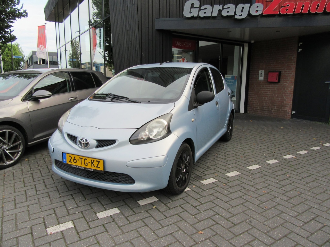Toyota Aygo - 1.0-12V - AutoWereld.nl
