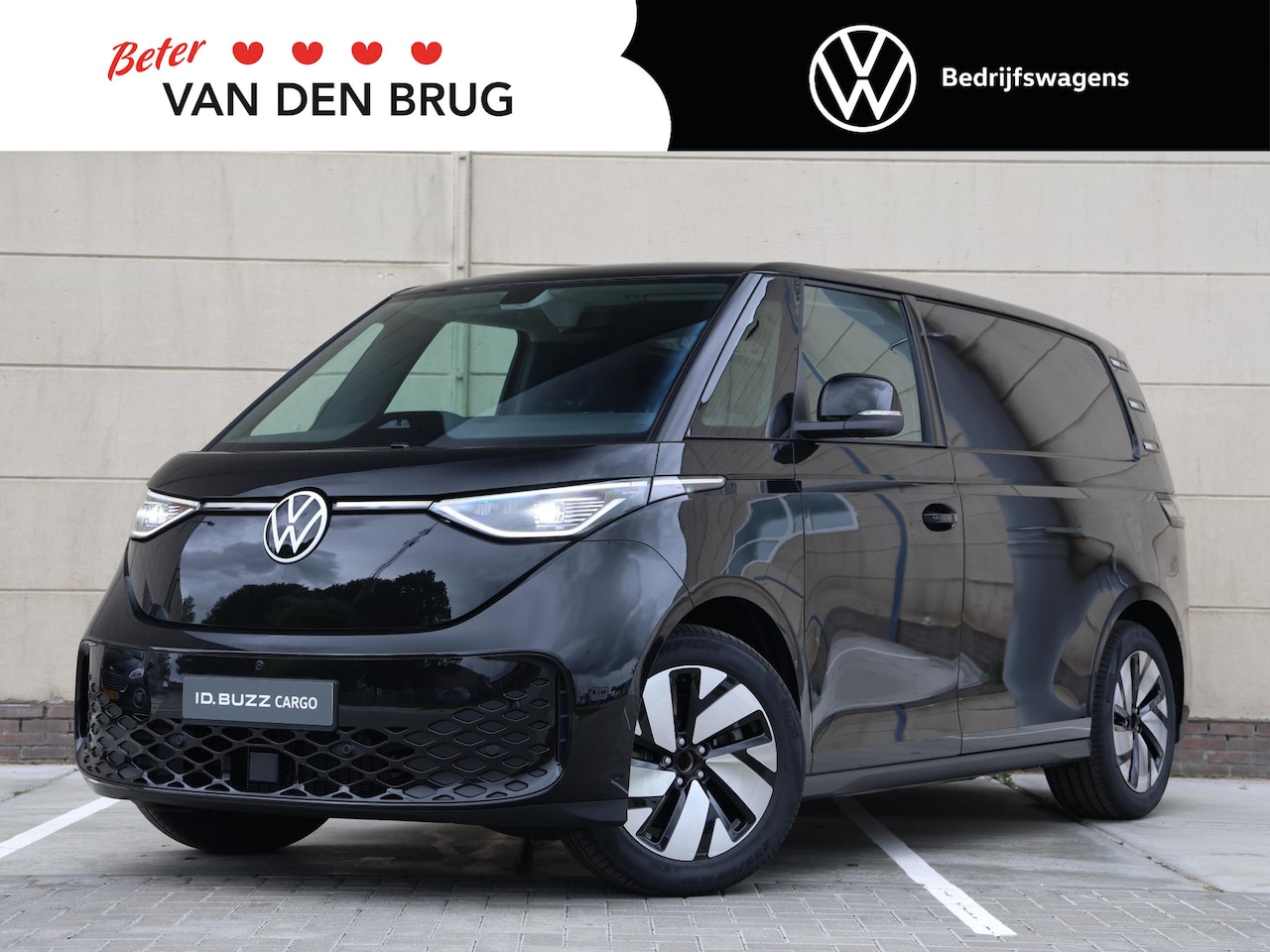 Volkswagen ID. Buzz Cargo - Bulli Limited Edition 79 kWh 286PK | December rijden | 360 Camera | Navigatie via Apple ca - AutoWereld.nl