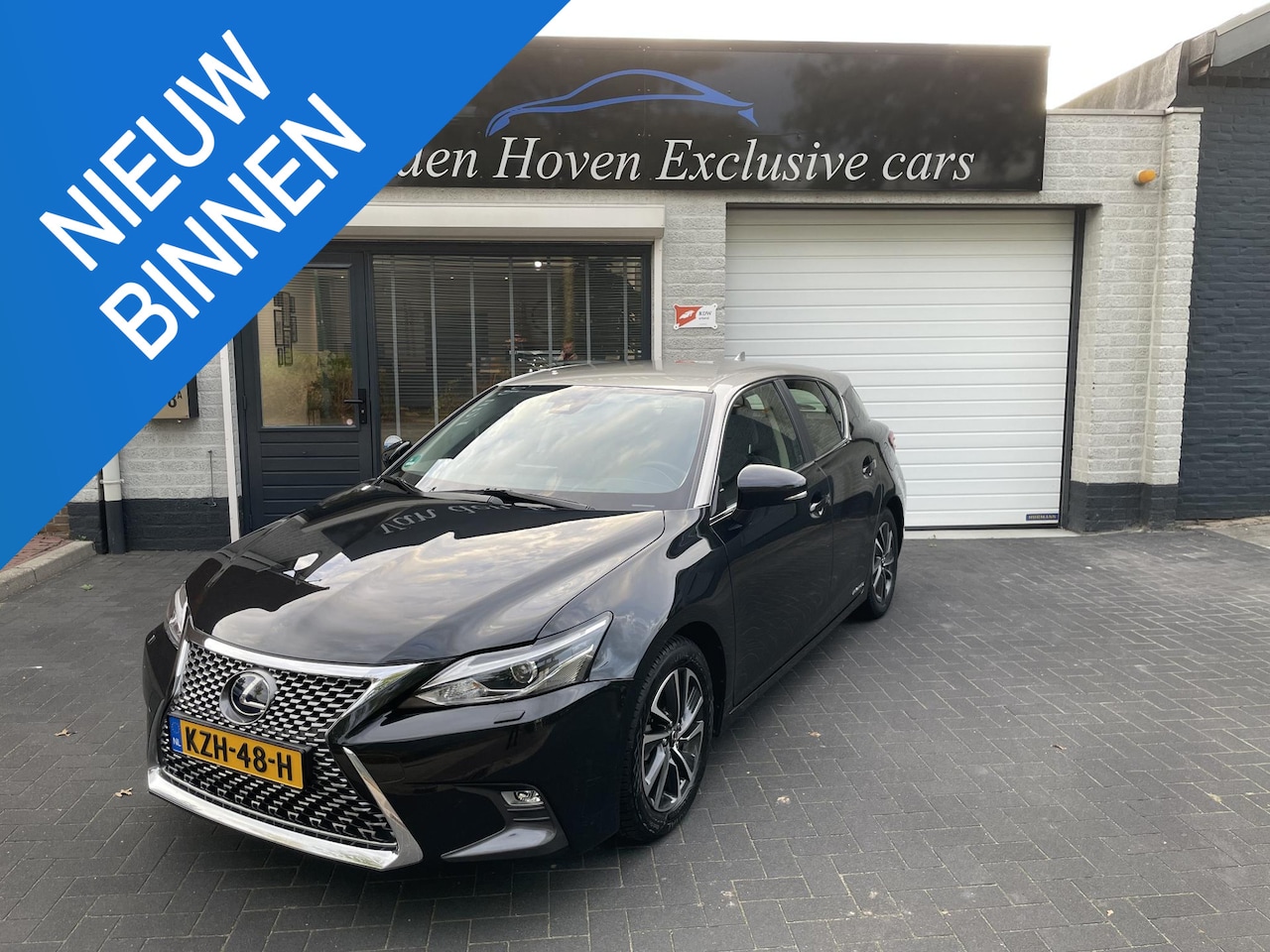 Lexus CT 200h - Business Line Hybrid Two Tone Kleur. - AutoWereld.nl