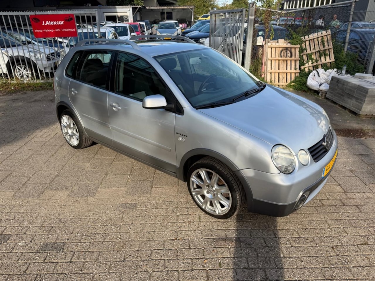 Volkswagen Polo - 1.4-16V FUN 1.4-16V FUN - AutoWereld.nl