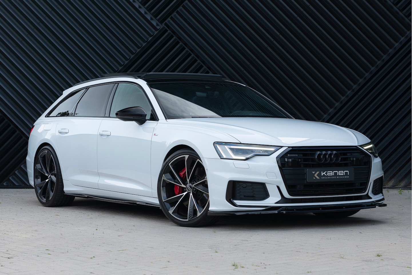 Audi A6 Avant - 55 TFSI e quattro S-Line ACC Matrix S Seats B&O Keyless Ambient LED Trekhaak - AutoWereld.nl