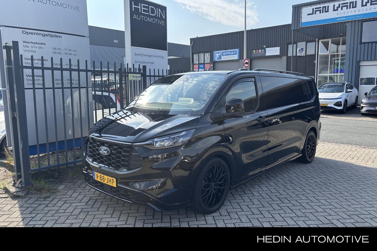 Ford Transit Custom - 300 2.0 TDCI L2H1 Sport 300 2.0 TDCI L2H1 Sport - AutoWereld.nl