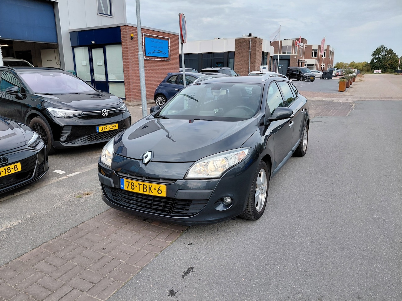 Renault Mégane Estate - 1.6 Dynamique Dealer onderhouden Lage km stand - AutoWereld.nl