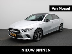 Mercedes-Benz A-klasse - 200 Premium Plus VERWACHT | AUTOMAAT | PANORAMADAK | VIRTUEEL | STOELVERWARMING | NAVIGATI