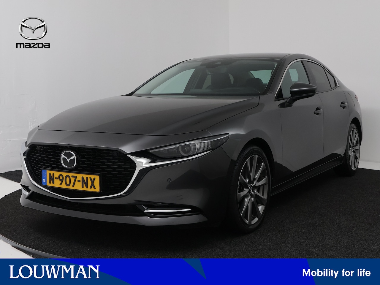 Mazda 3 - 2.0 e-SkyActiv-X M Hybrid 186 Luxury met i-active sense pakket | BOSE | 360 Camera | Leer - AutoWereld.nl