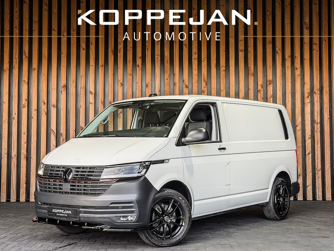 Volkswagen Transporter - 2.0 TDI 150PK DSG Bestelwagen L1H1 | LED | STOELVERWARMING | STANDKACHEL | NAVI | - AutoWereld.nl