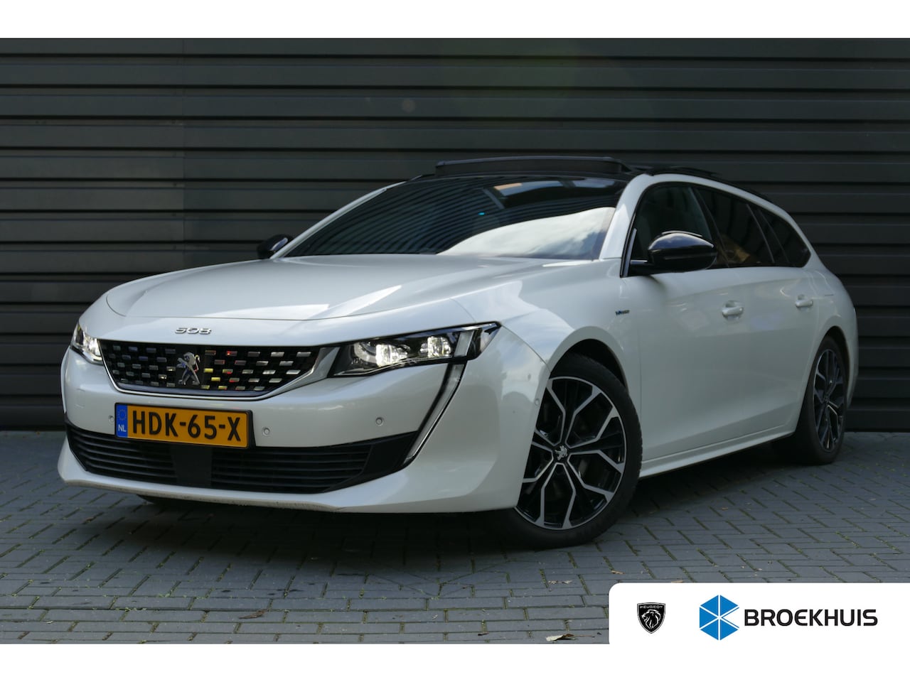 Peugeot 508 SW - 1.6 HYBRID 225PK GT / CAMERA / STOELVERWARMING / PANO.DAK / ALCANTARA / AGR / MASSAGESTOEL - AutoWereld.nl