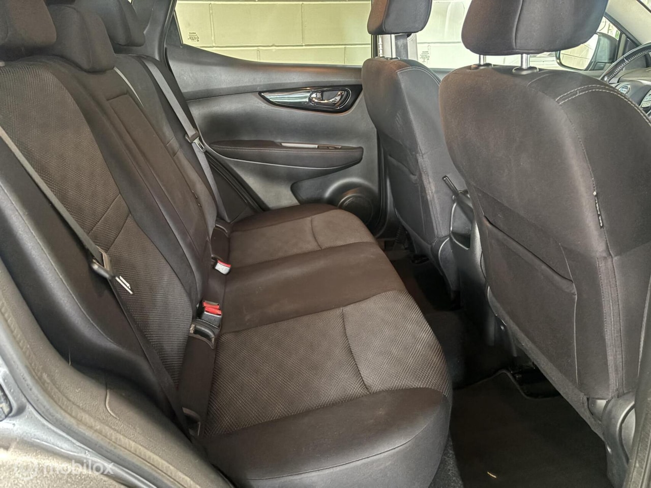 Nissan Qashqai - 1.2 Connect Edition Automaat - Pano - Cruise - Navi - Camera - Trekhaak - PDC