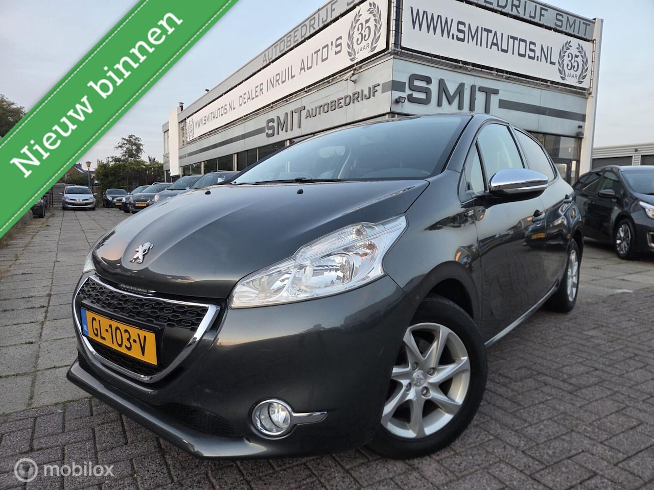 Peugeot 208 - 1.2 PureTech Allure/NW distributie - AutoWereld.nl