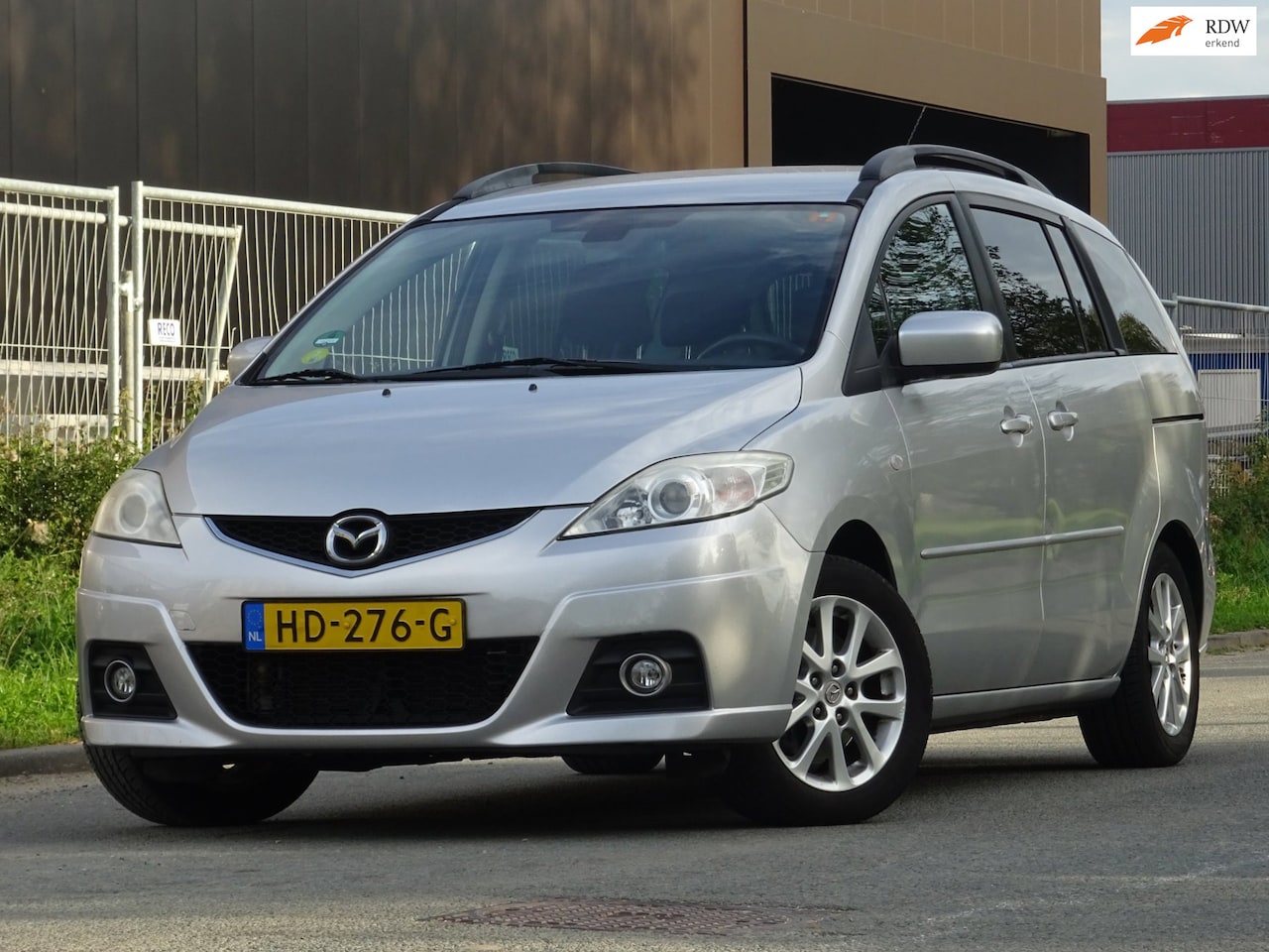 Mazda 5 - 1.8 Business 7-PERSOONS AIRCO/PDC/TREKHAAK/APK - AutoWereld.nl