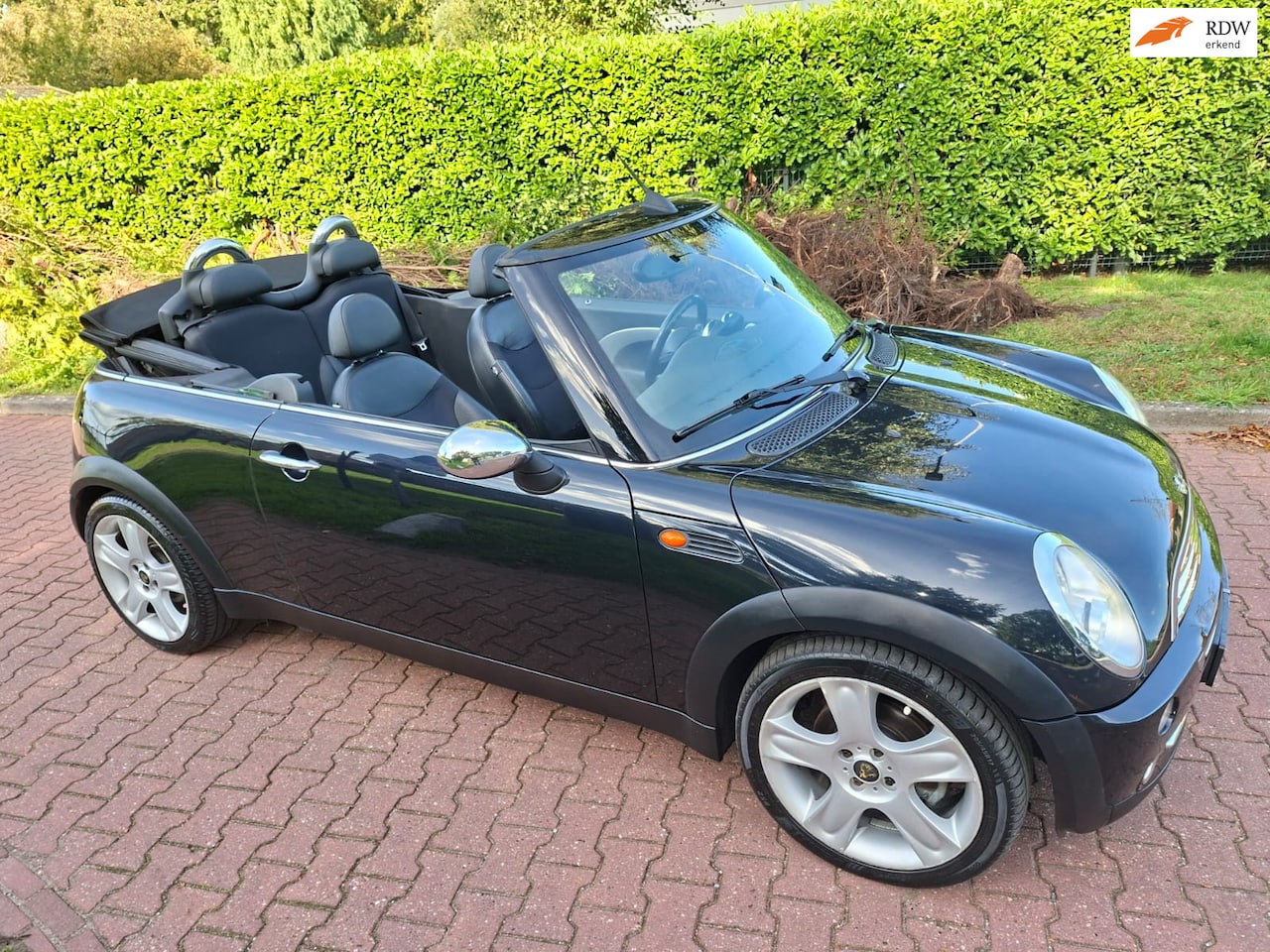 MINI Cabrio - 1.6 Cooper Cabrio lage KM AIRCO NWE APK! - AutoWereld.nl