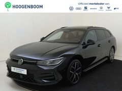 Volkswagen Passat Variant - 1.5 eHybrid R-Line Edition | SoH 100% | Panoramadak | Trekhaak | Lederen bekleding 'Puglia