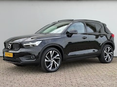 Volvo XC40 - T5 AWD | R-Design | Panoramadak | Trekhaak | Nieuwstaat