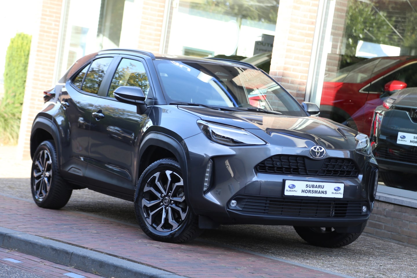 Toyota Yaris Cross - 1.5 Hybrid 130 Dynamic Navi Camera LED ACC - AutoWereld.nl
