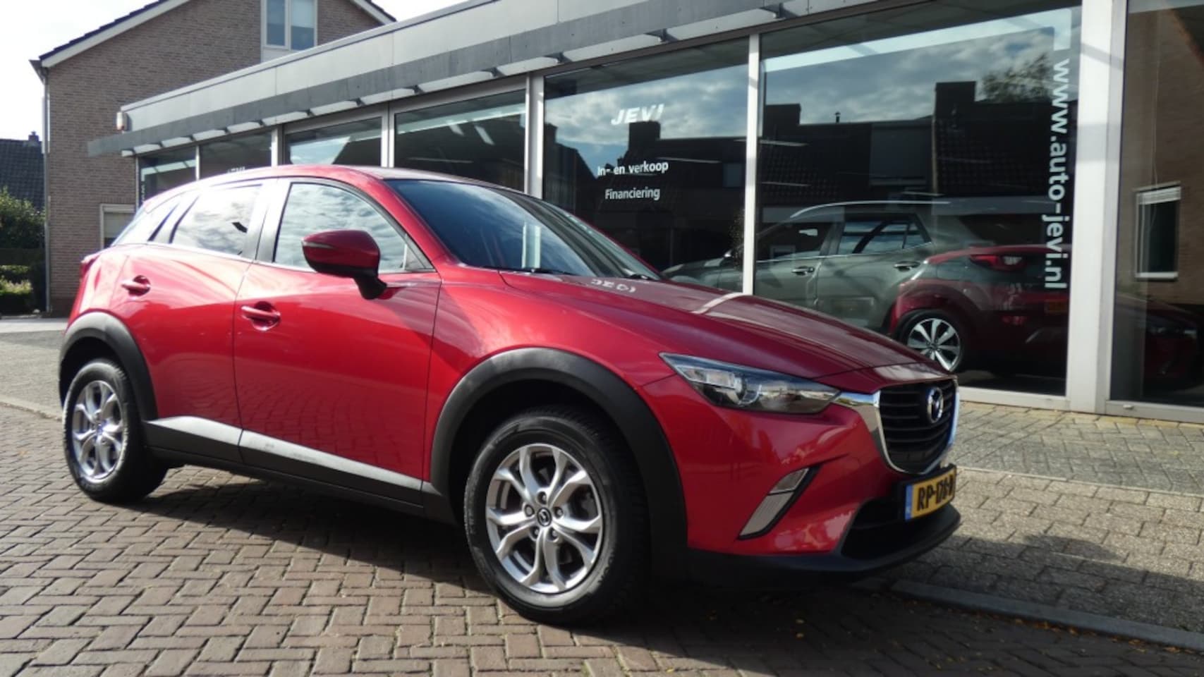 Mazda CX-3 - 2.0 SkyActive /  96000 km  * NAVI * CRUISE * A.C * L.M.V 16 * P.D.C * - AutoWereld.nl
