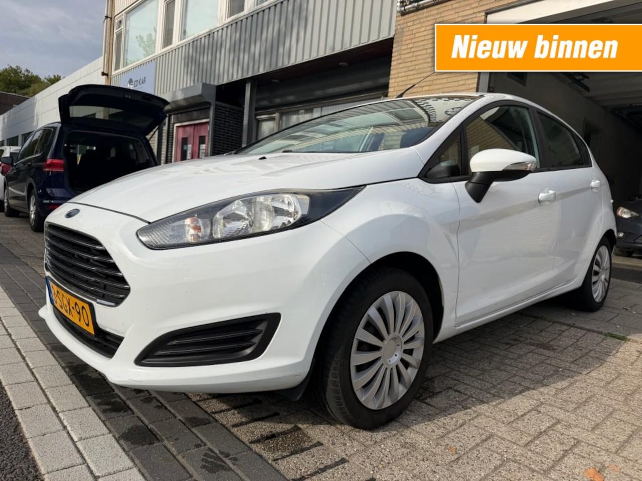 Ford Fiesta - 1.0 Style AIRCO NAVI NETTE AUTO RIJDT GOED NAP APK 10-2027 - AutoWereld.nl