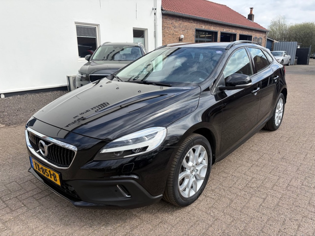 Volvo V40 - T3 Nordic+ Adapt. Cruise - AutoWereld.nl