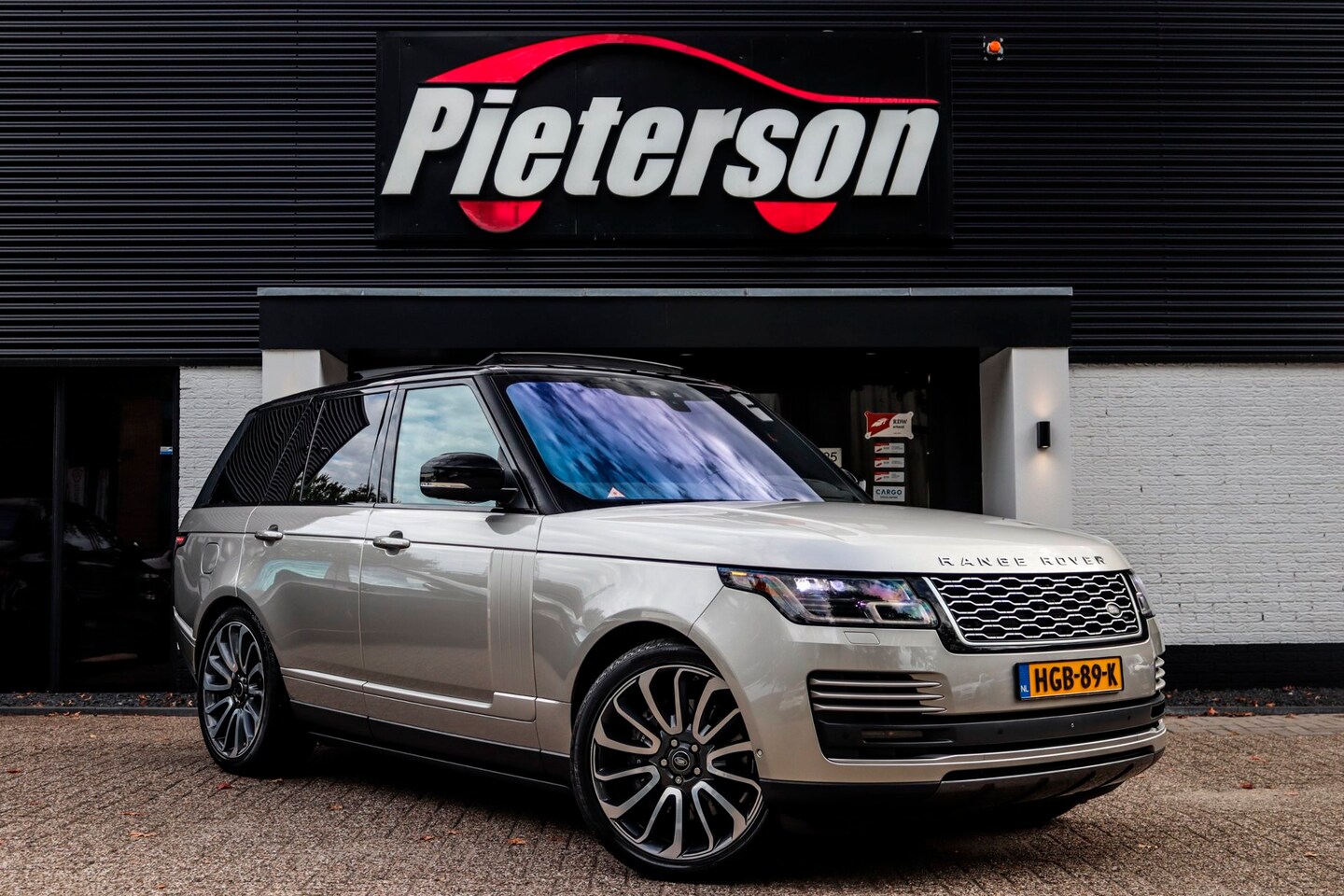 Land Rover Range Rover - 5.0 V8 SC SVAutobiography Dynamic 5.0 V8 SC SVAutobiography Dynamic - AutoWereld.nl