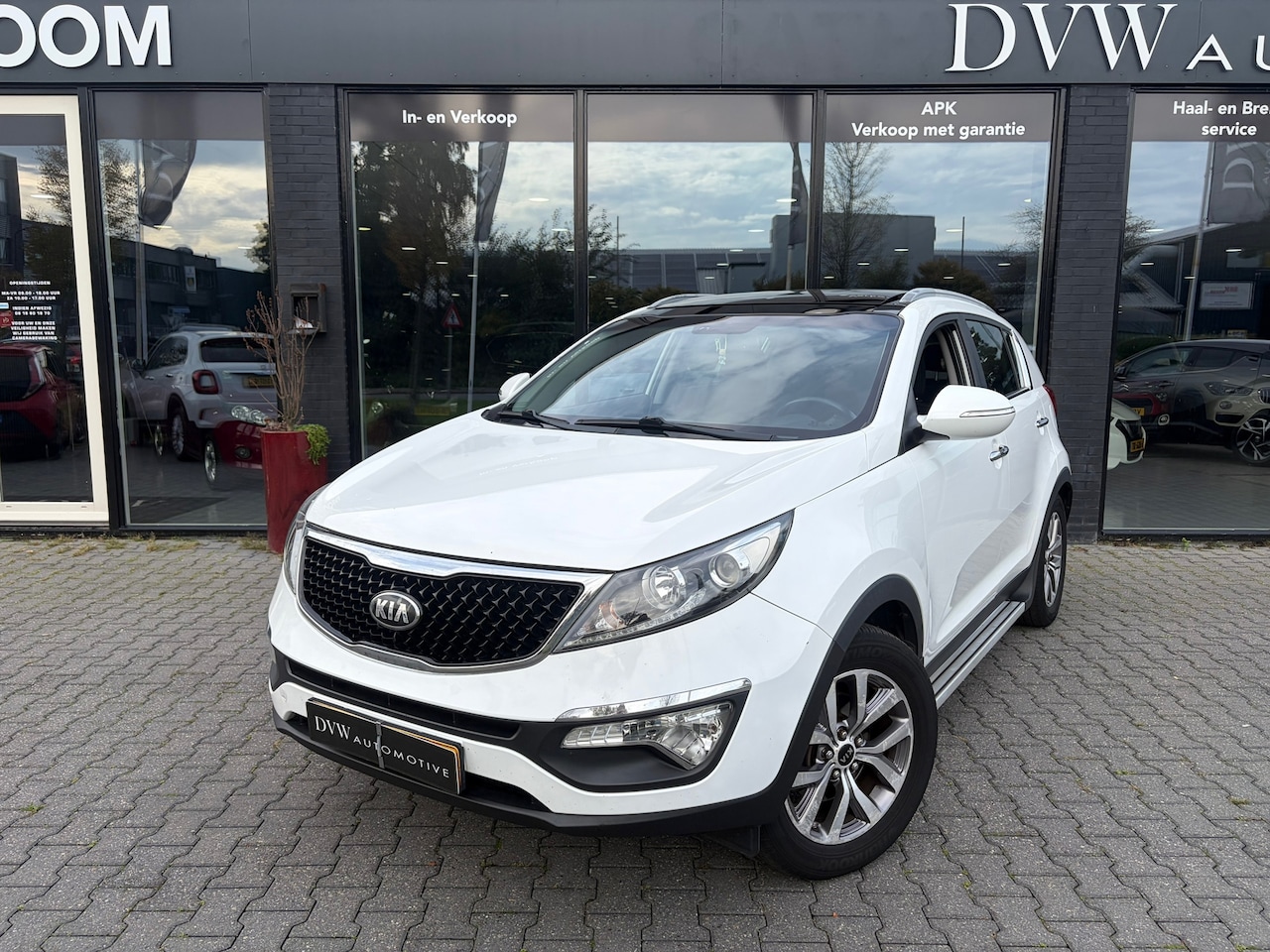 Kia Sportage - 1.6 GDI BusinessPlusLine 1.6 GDI BusinessPlusLine, Panorama dak - AutoWereld.nl