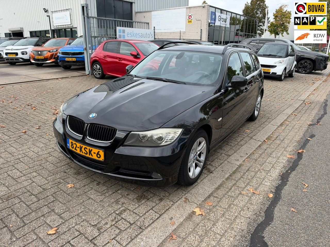 BMW 3-serie Touring - 316i Business Line 316i Business Line, Navigatie, NAP, Airco, Trekhaak, Dealer onderhouden - AutoWereld.nl