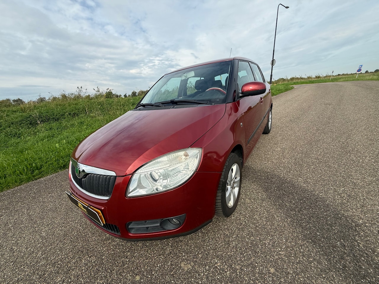 Skoda Fabia - 1.4-16V Elegance incl NW APK EN ONDERHOUDT! - AutoWereld.nl