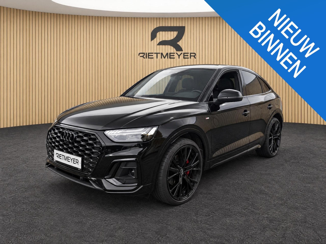 Audi Q5 Sportback - 55 TFSI e S edition Competition |Panorama| Luchtvering |Trekhaak |Camera | B&O - AutoWereld.nl