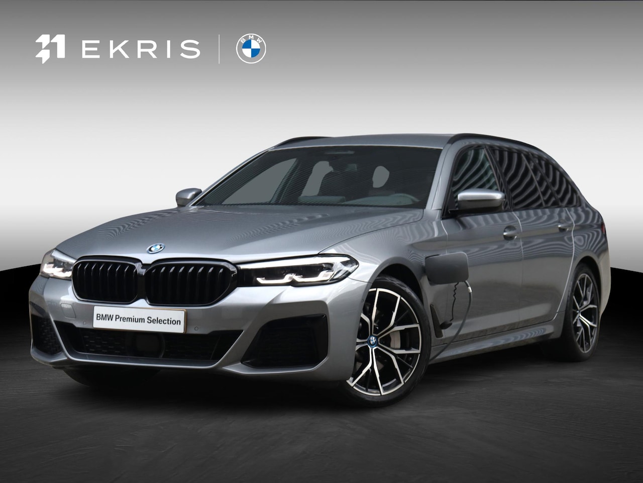 BMW 5-serie Touring - 530e | M Sportpakket | Trekhaak | Adaptive Cruise Control | Hi-Fi | Stuurwiel Verwarmd | S - AutoWereld.nl