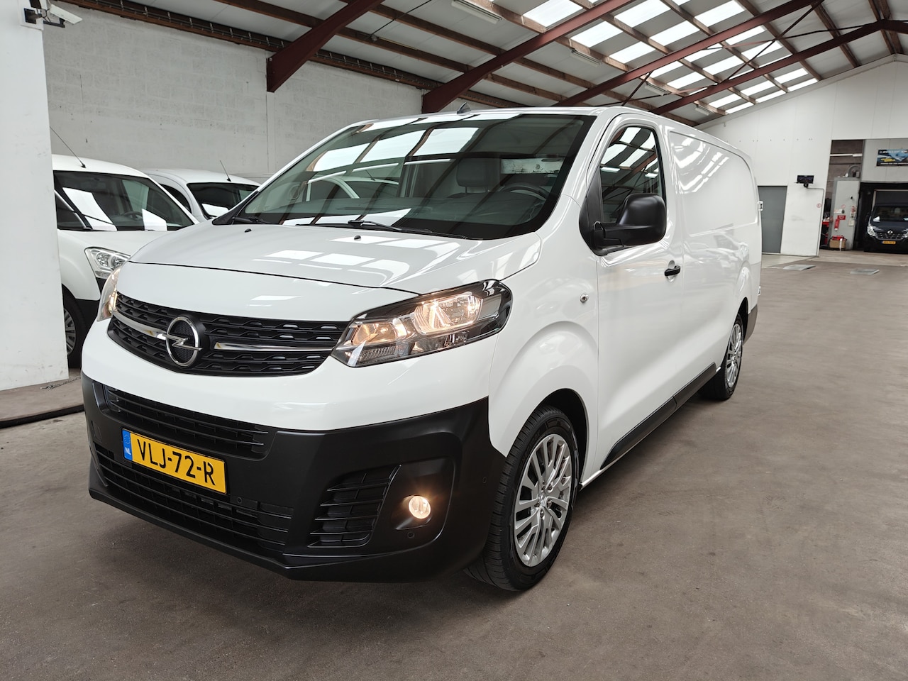 Opel Vivaro - 2.0 CDTI L3 Edition - AutoWereld.nl