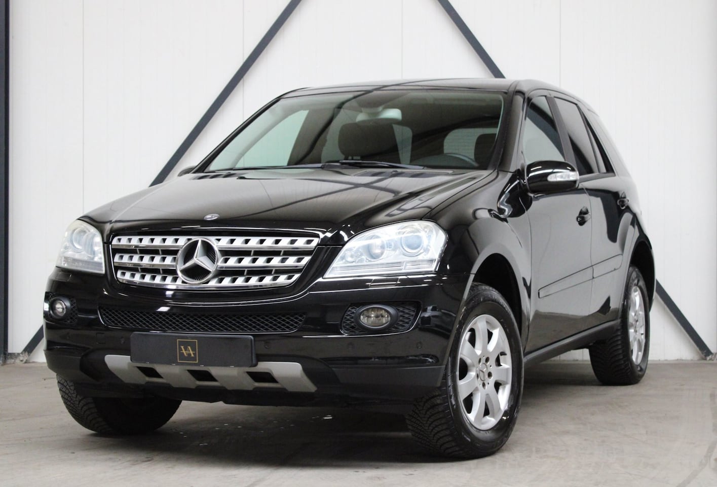 Mercedes-Benz M-klasse - 350 l Youngtimer l Xenon l Bluetooth - AutoWereld.nl