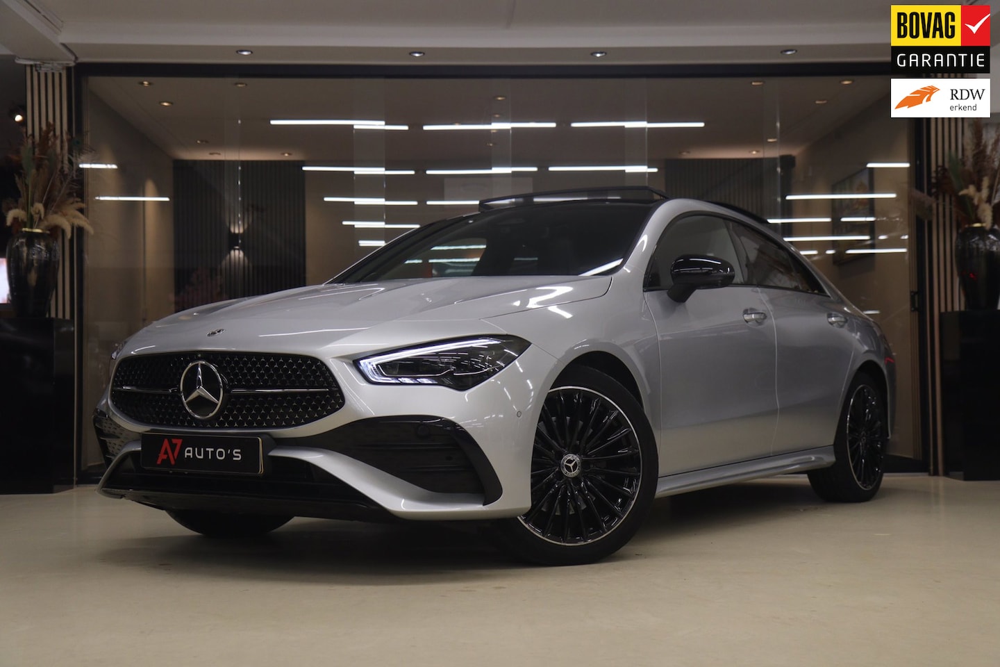 Mercedes-Benz CLA-Klasse - 250 e AMG Line NAP/PANO/CARPLAY/HUD/ACC/BURM/KEYLESS/VOL - AutoWereld.nl