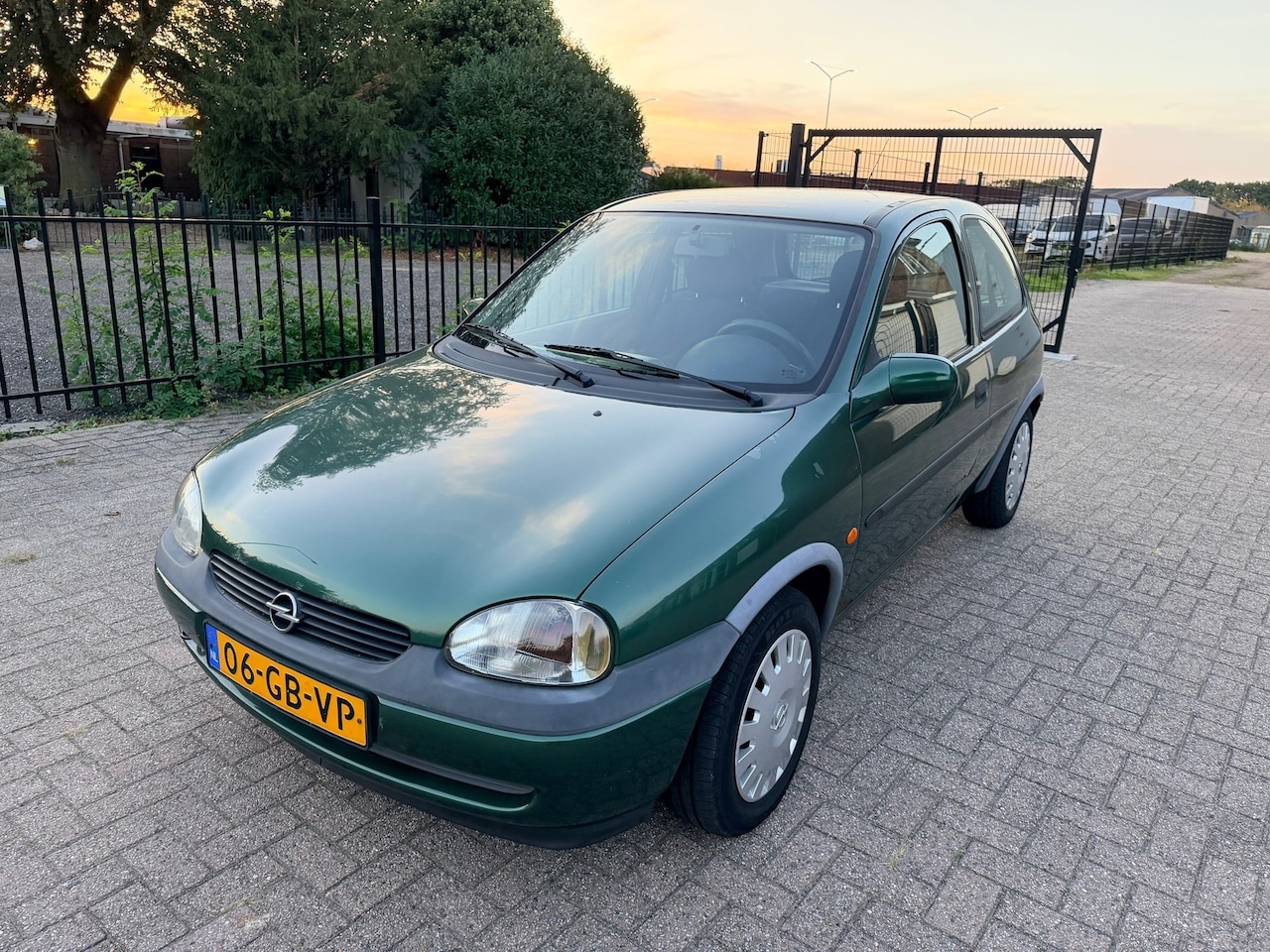 Opel Corsa - 1.2i-16V Onyx 1.2i-16V Onyx - AutoWereld.nl