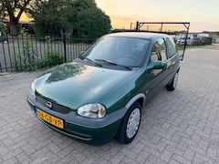 Opel Corsa - 1.2i-16V Onyx