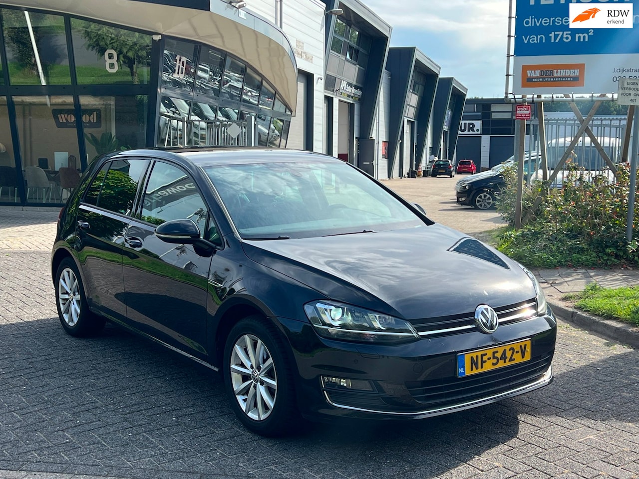 Volkswagen Golf - 7 1.4 TSI 6-BAK LED XENON 5-Deurs INRUIL KOOPJE!!! - AutoWereld.nl