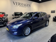 Hyundai i30 - 1.6i Dynamic Business 1ste eigenaar Airco Dealer onderhouden