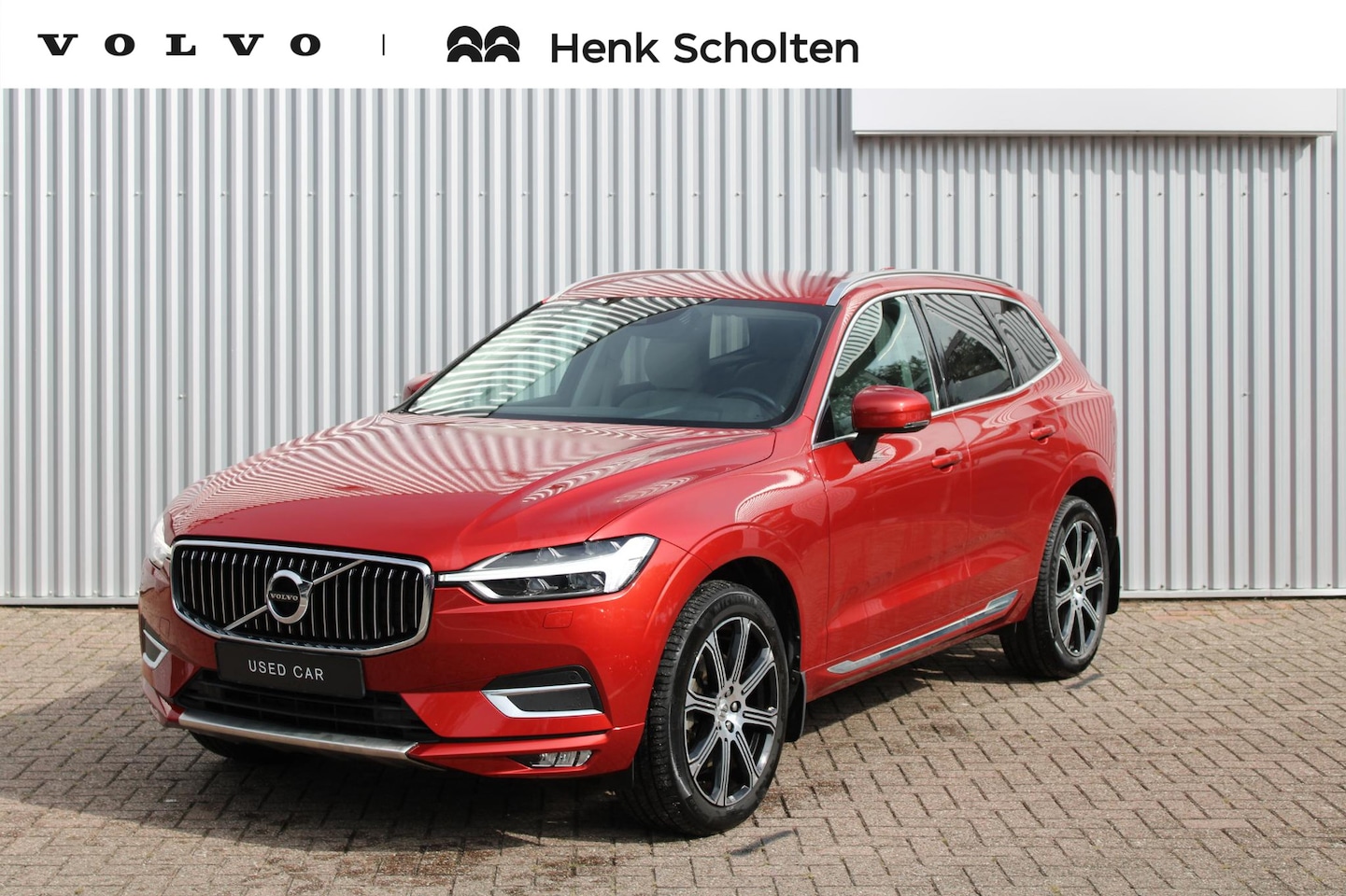 Volvo XC60 - 2.0 B5 Inscription | Trekhaak| | Adaptieve Cruise Control| Alarm klasse 3| Stoel- en stuur - AutoWereld.nl