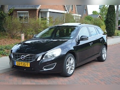 Volvo V60 - 2.0T Summum Navi/leer/schuifdak/camera