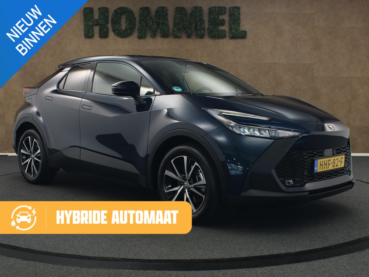 Toyota C-HR - 2.0 Plug-in Hybrid 220 Dynamic - ORIGINEEL NEDERLANDSE AUTO - 2 LAADKABELS - DODEHOEK DETE - AutoWereld.nl