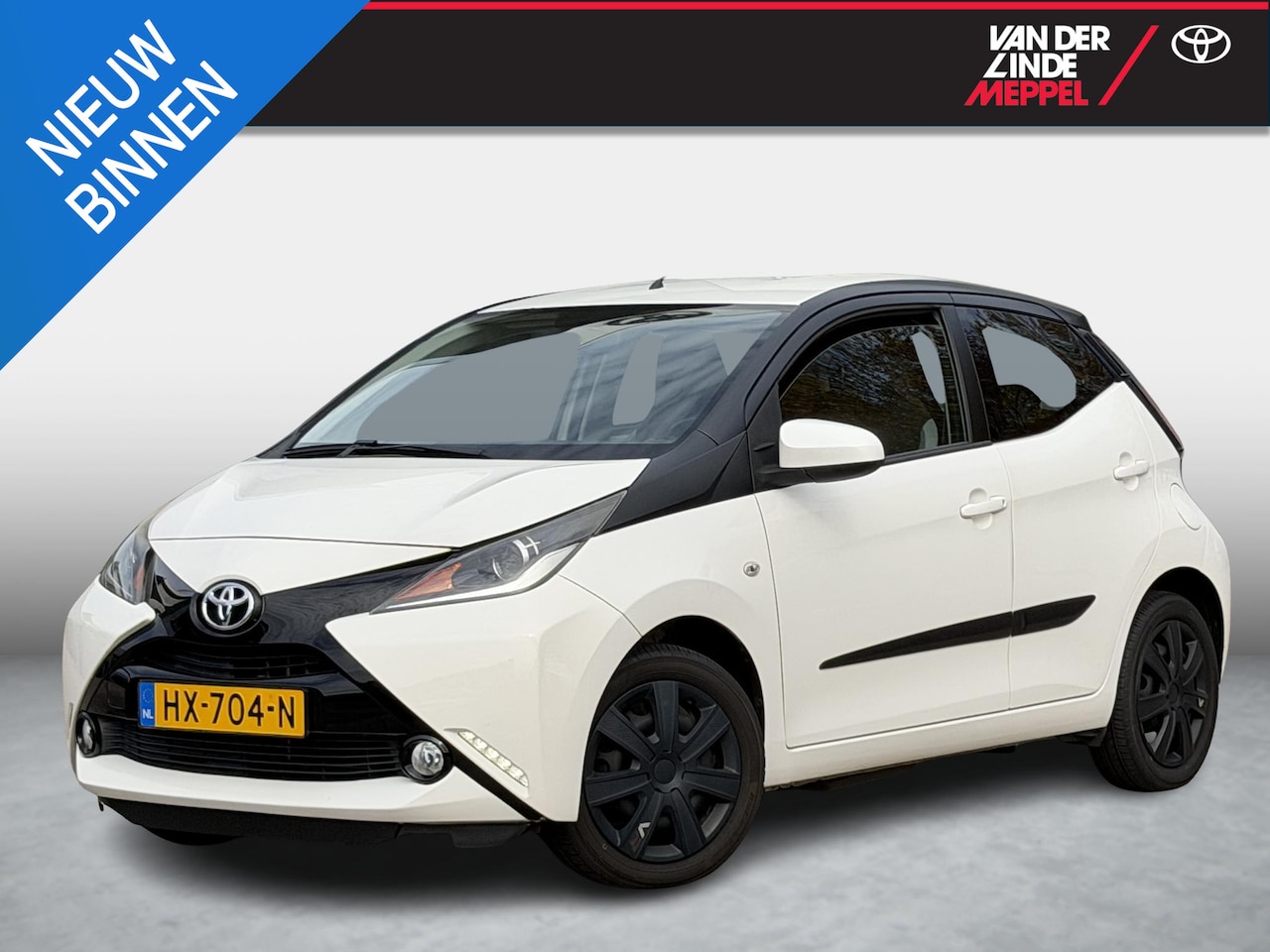 Toyota Aygo - 1.0 VVT-i X-Play Camera NL Airco Bluetooth - AutoWereld.nl