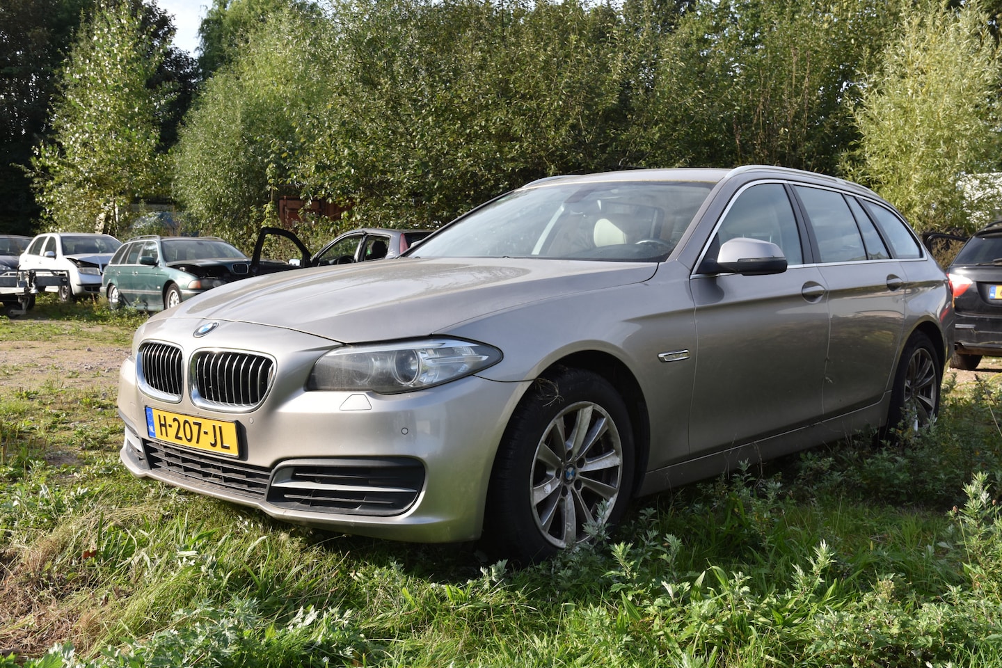 BMW 5-serie Touring - 518d Executive EXPORT / BUSINESS ONLY * ENGINE BROKEN * - AutoWereld.nl