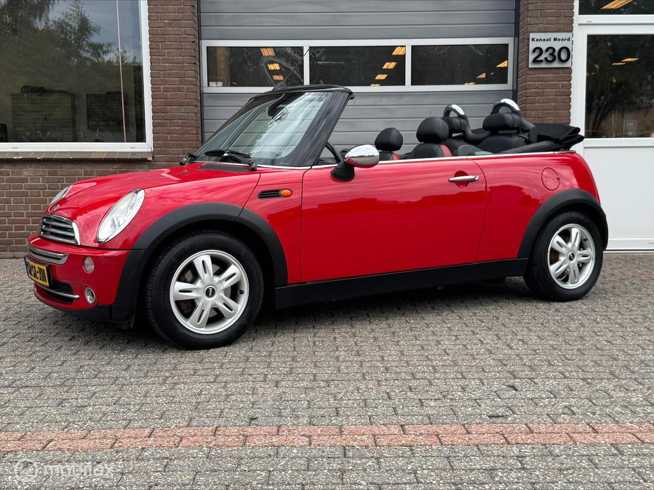 MINI Cabrio - 1.6 One Pepper AIRCO/LEDER/ELEK-KAP! - AutoWereld.nl