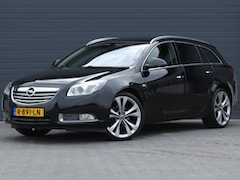Opel Insignia Sports Tourer - SW 1.6 Turbo LEDER / NAVI / XENON