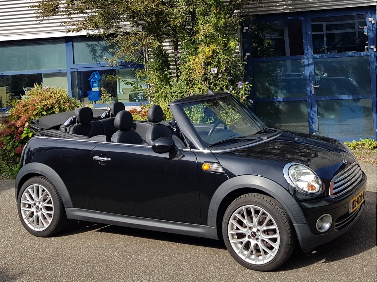 MINI Cabrio - Cooper 154.758Km Leder Ecc Xenon Cruise - AutoWereld.nl