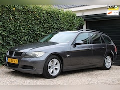 BMW 3-serie Touring - 320i High Executive