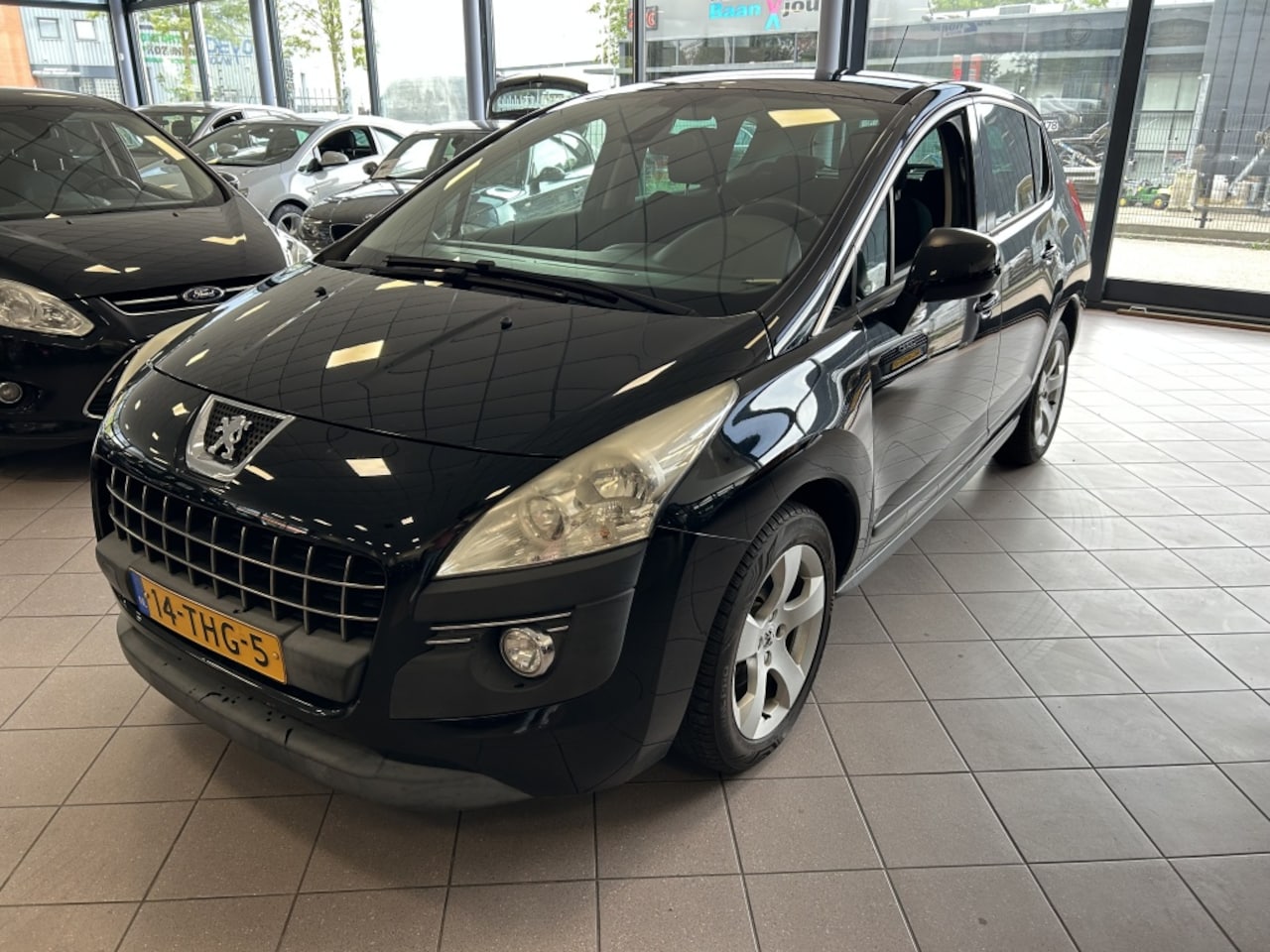 Peugeot 3008 - 1.6 VTi ST AIRCO NW APK BJ 2012 !!! - AutoWereld.nl